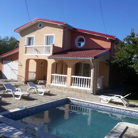 Vila Simona Mamaia Sat Nyaraló *